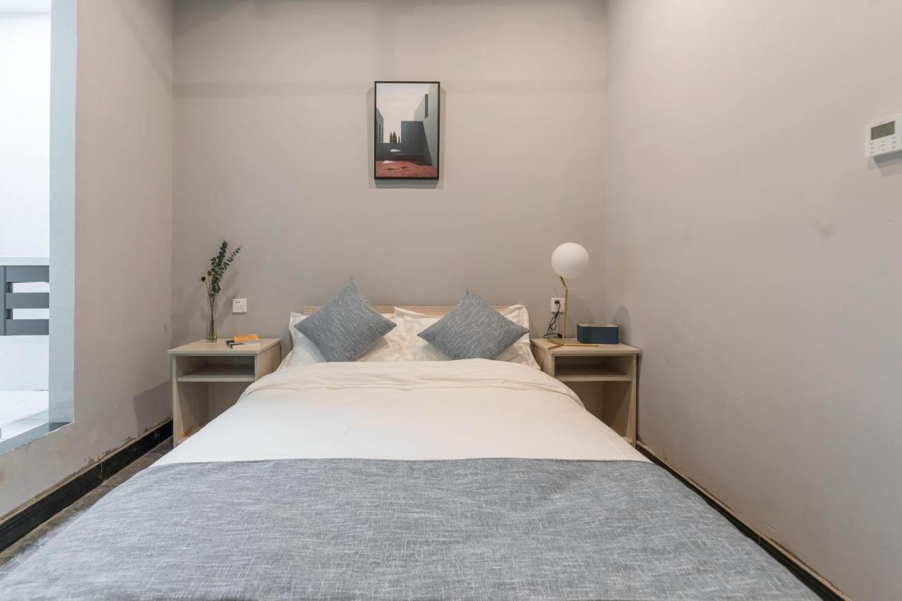 Pu Chun International Hostel -Yugarden & Old Town Шанхай Екстер'єр фото