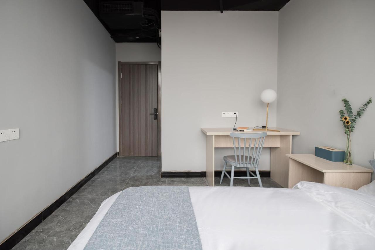 Pu Chun International Hostel -Yugarden & Old Town Шанхай Екстер'єр фото