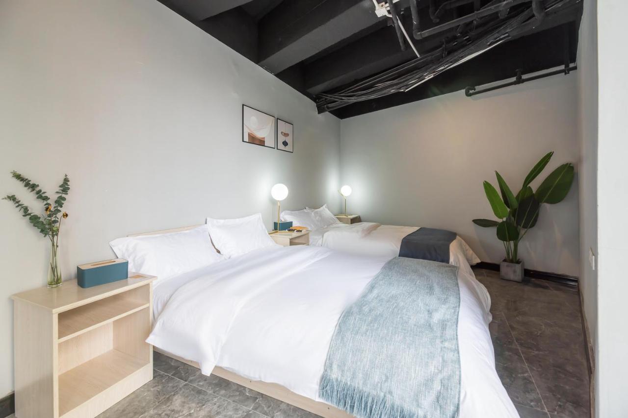 Pu Chun International Hostel -Yugarden & Old Town Шанхай Екстер'єр фото